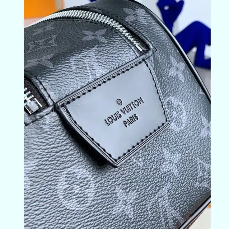 LV 2301YZ0017 Bag 0802